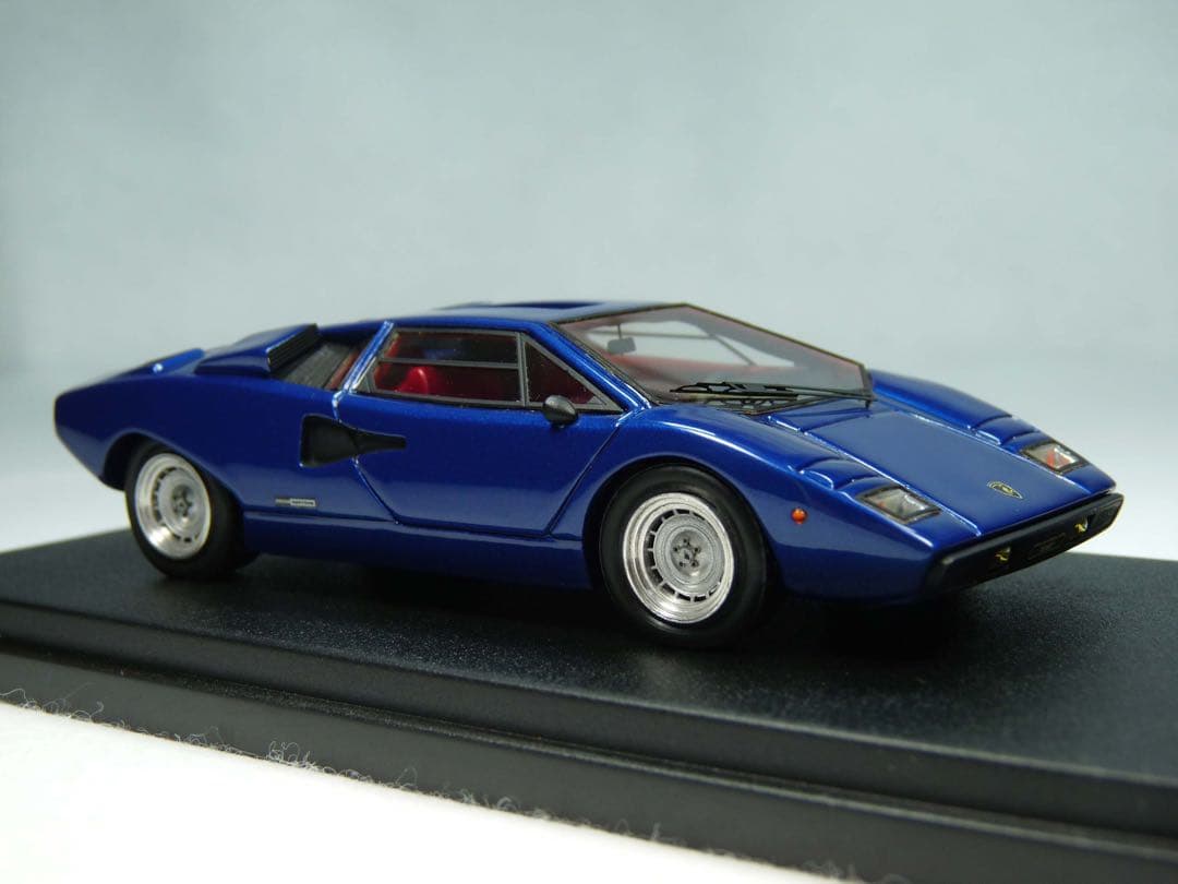 MRコレクション　ランボルギーニ・カウンタック　ＬＰ４００　ブルー