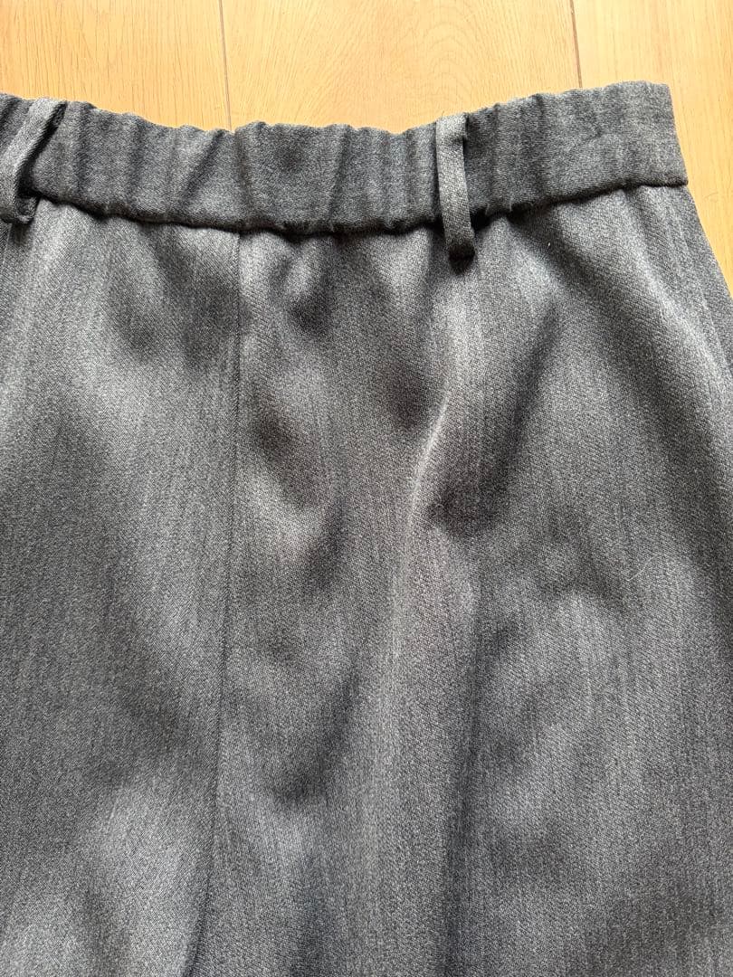 カレンソロジー　ダブルクロスパンツ　グレー　38サイズ