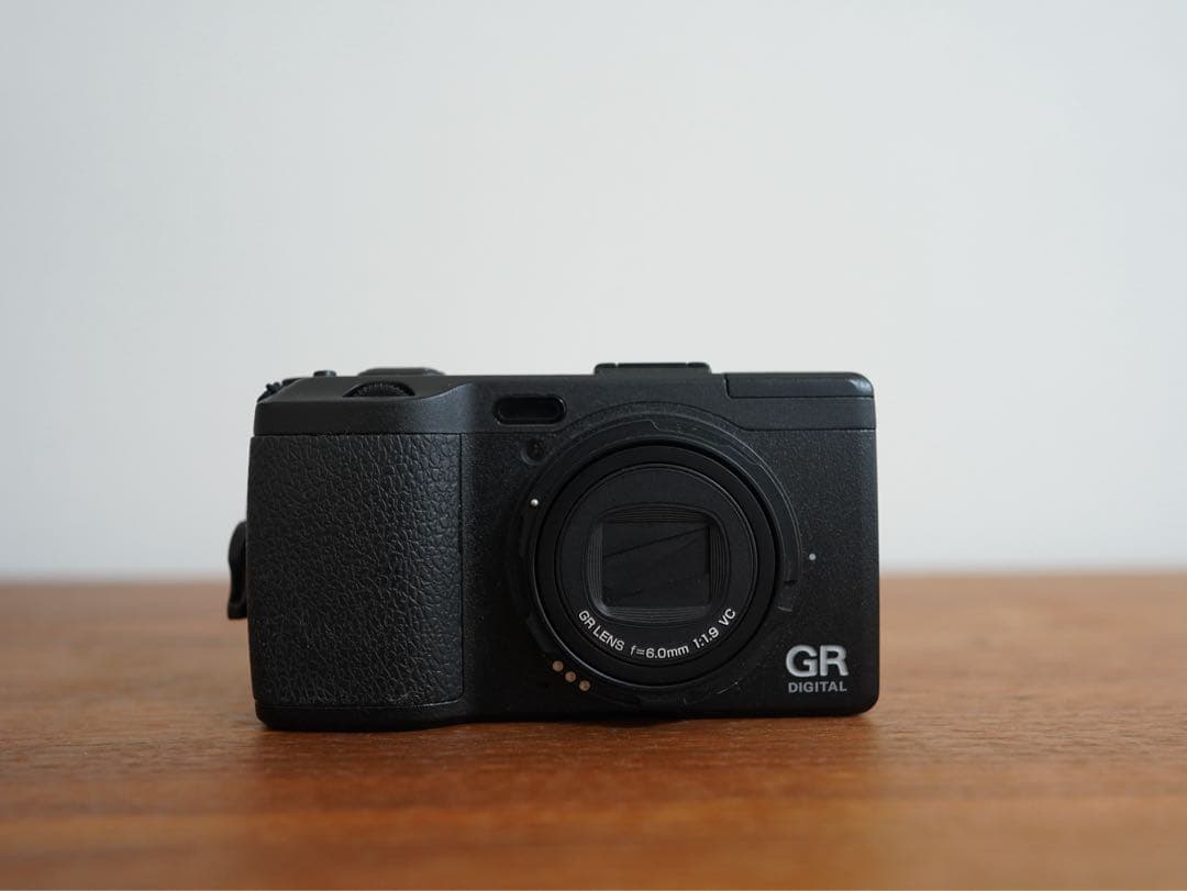 【美品】RICOH GR DIGITAL Ⅳ GRD4