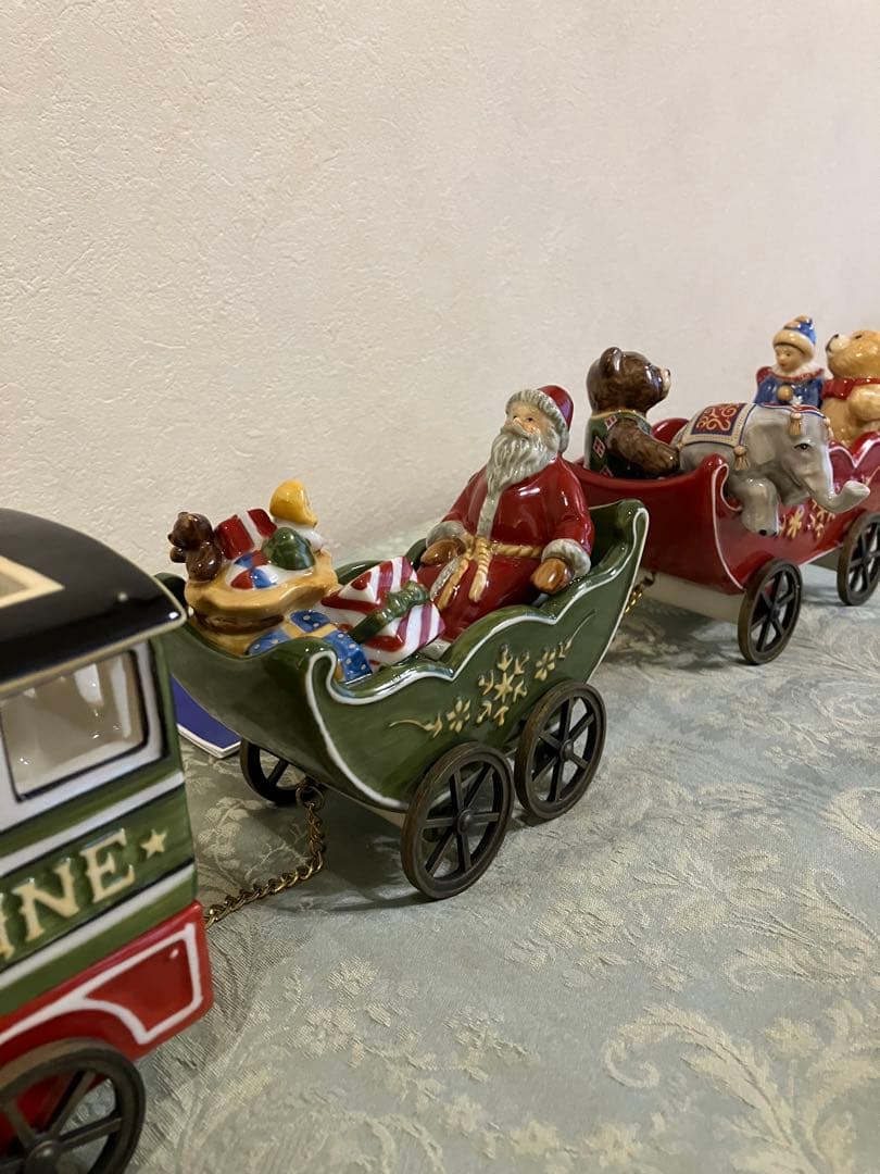 ビレロイ&ボッホ クリスマス　フィギュリン