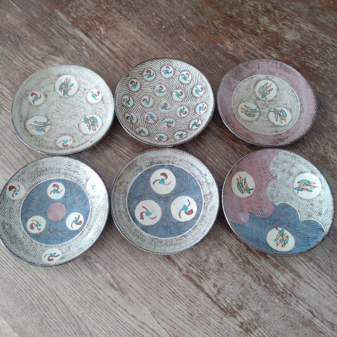 人間国宝　島岡達三　『象嵌赤繪草花文繪変組皿』　６枚組　共箱