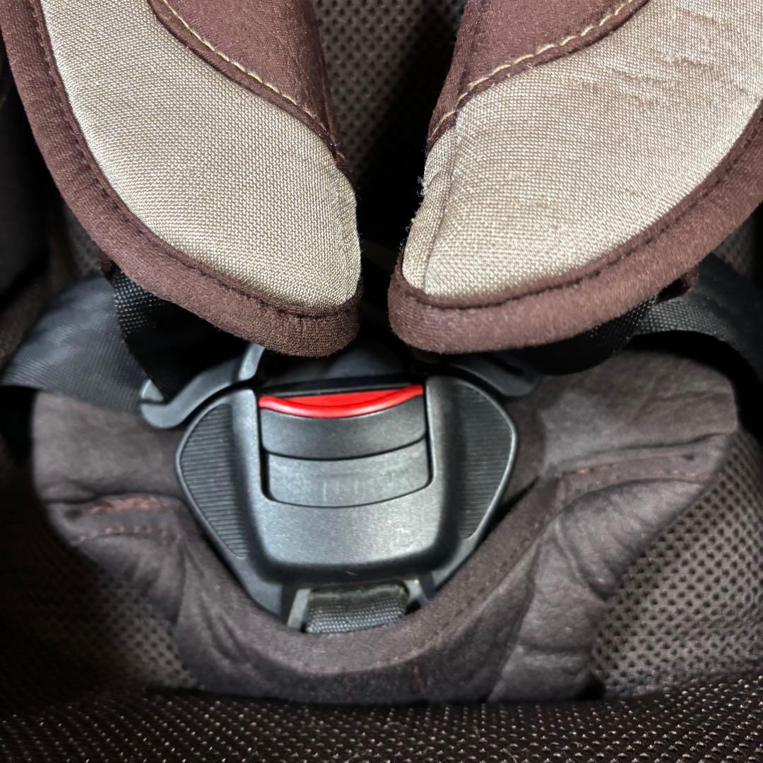 極美品　Combi ネルーム ISOFIX エッグショック NF-700 茶