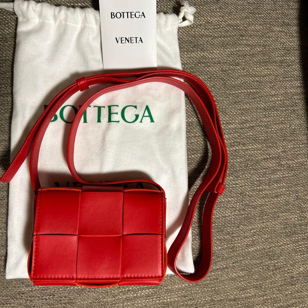 未使用　BOTTEGA VENETA キャンディカセット