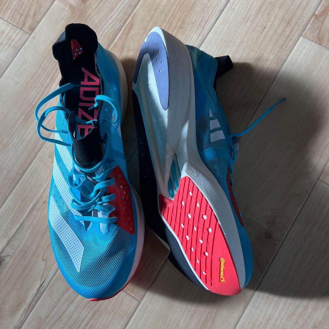 アディゼロ　タクミセン9