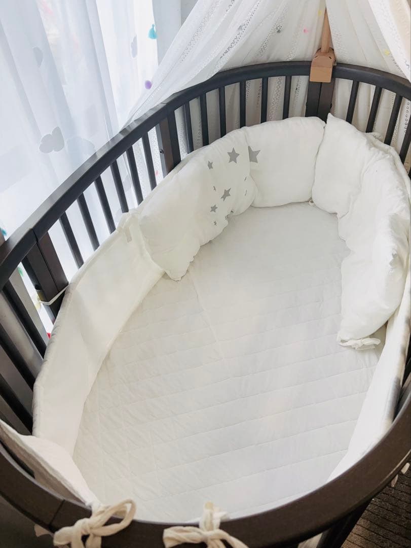 【美品】STOKKE V2 ベット＋マット＋天蓋＋天蓋フレーム付き　お得セット