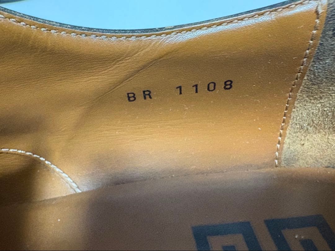 美品Givenchy ブラック ドレスシューズ　サイズ41