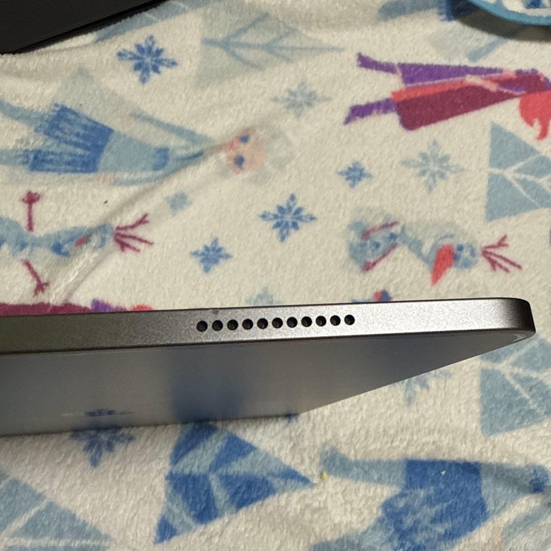 iPadpro12.9第5世代128GB Wi-Fi+キーボード