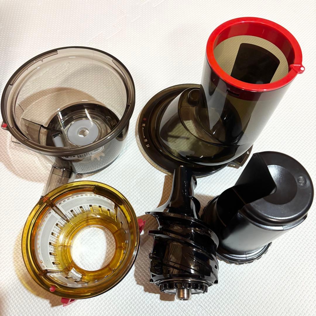 【美品】Kuvings クビンス ホールスロージューサー JSG-641M