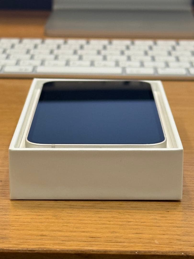 iPhone 13 mini 本体　（ホワイト / 128GB）