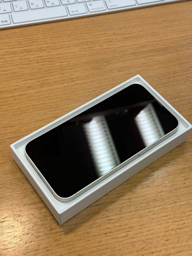 iPhone 13 mini 本体　（ホワイト / 128GB）