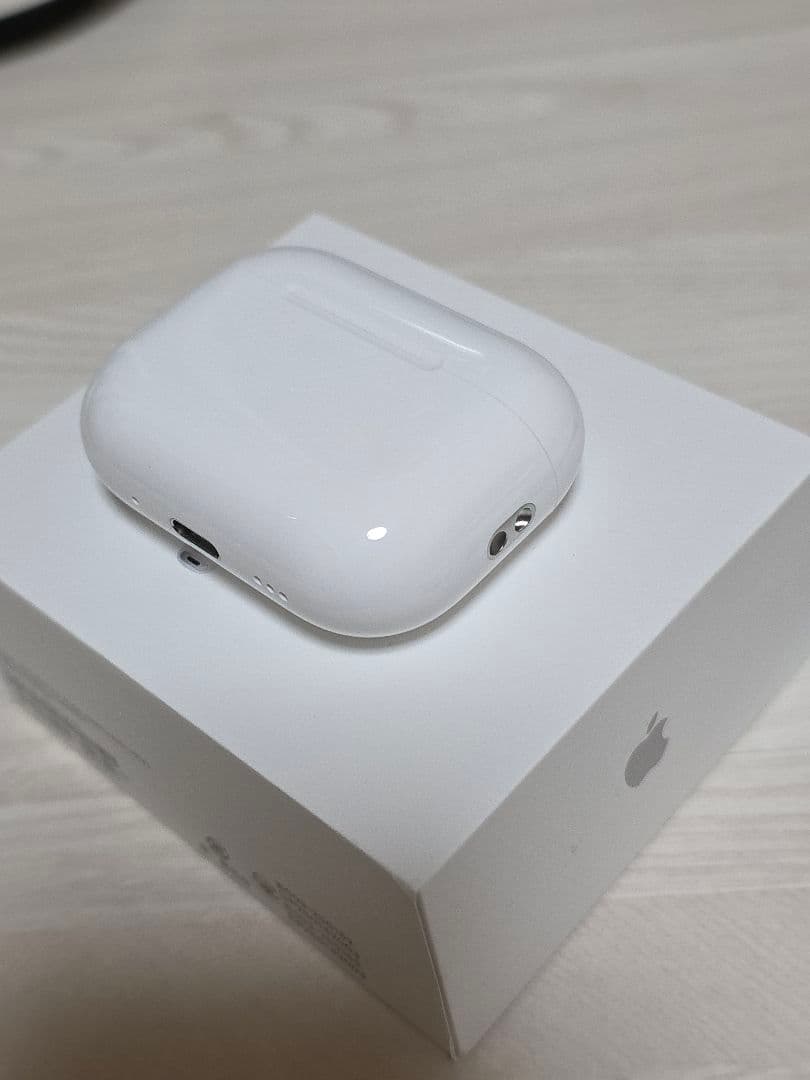 【新品同様】Apple AirPods Pro 3