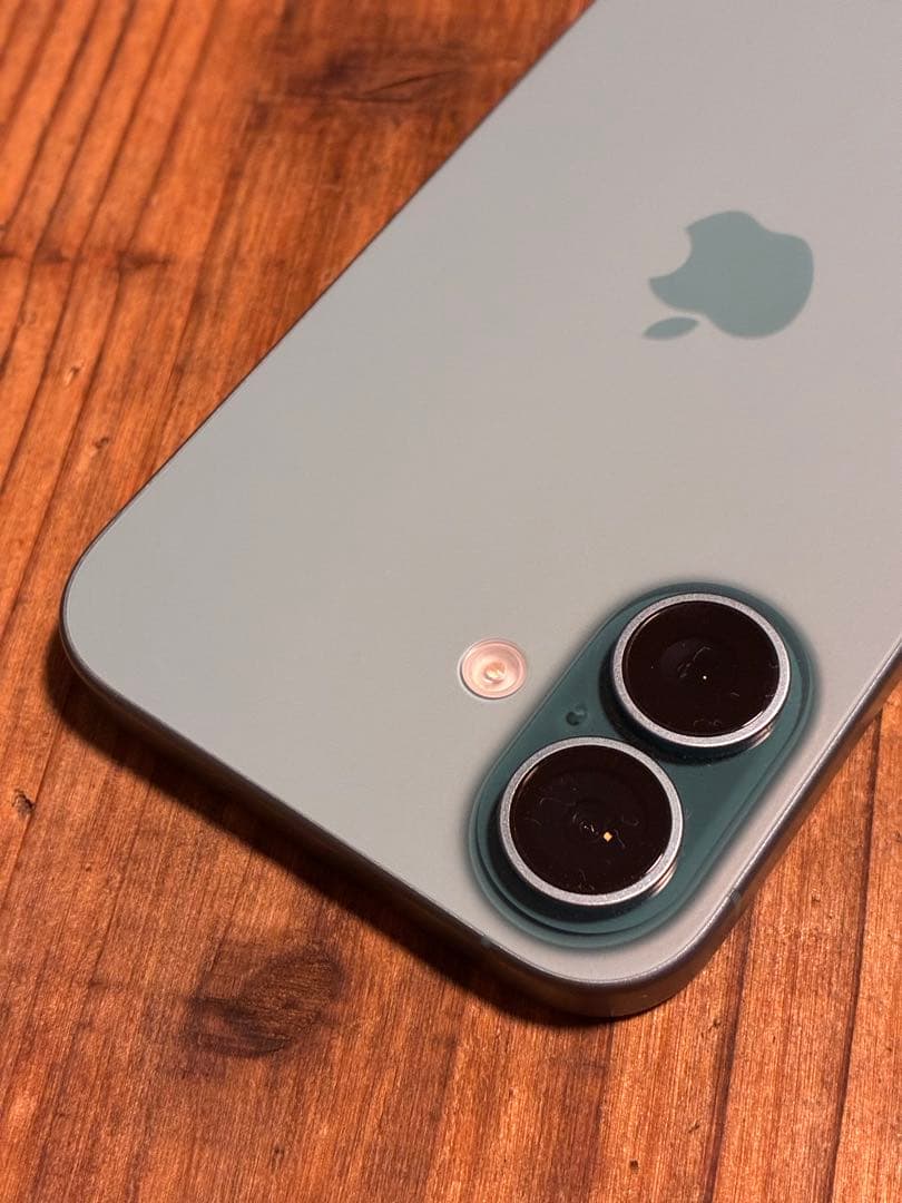 iPhone 16 256GB ティール 画面割れ ジャンク