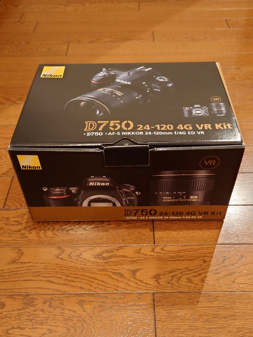 Nikon　D750　デジタル一眼レフカメラ　「ショット数　943枚」　極美品