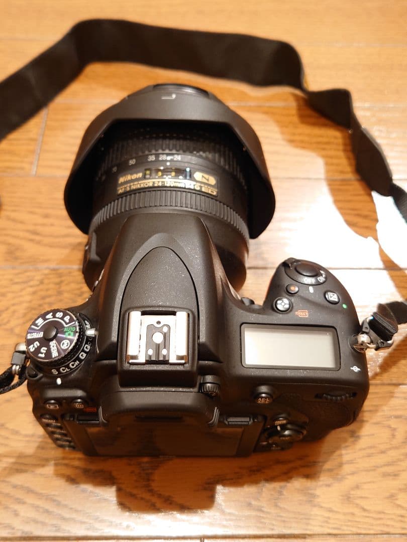Nikon　D750　デジタル一眼レフカメラ　「ショット数　943枚」　極美品