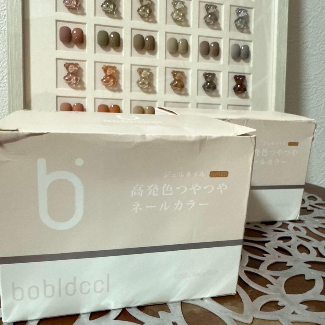 ☆新品未使用☆くまさんカラーチャート付き◇ ジェルネイル 24色セット！