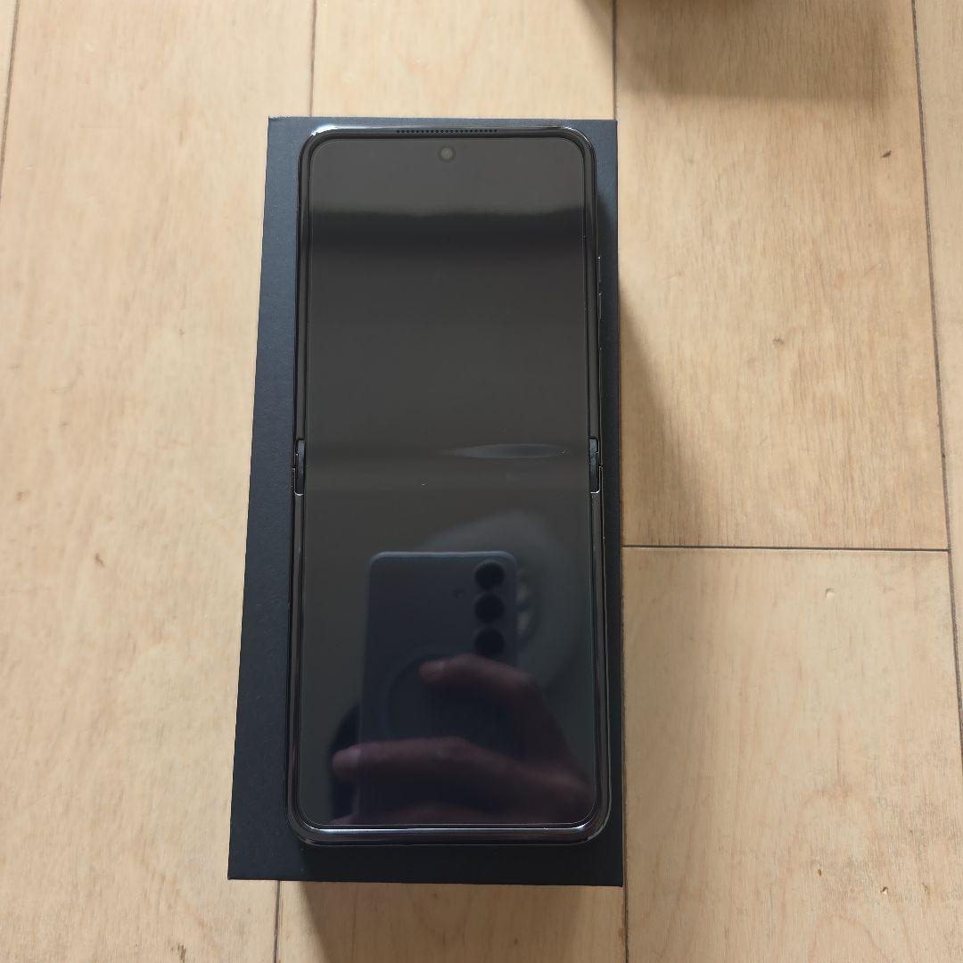 Motorola razr 50 ultra ミッドナイトブルー