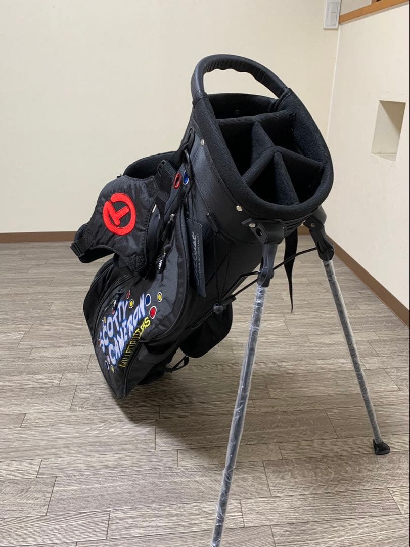 スタンド式キャディバック　ピエロデザインのブラックです！パターカバープレゼント付