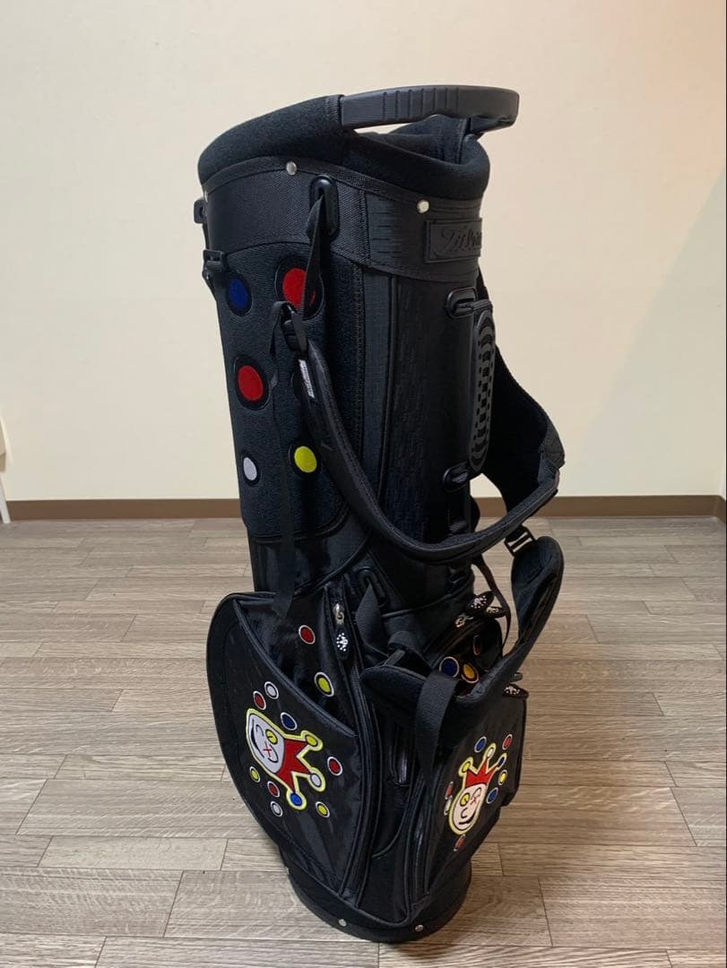 スタンド式キャディバック　ピエロデザインのブラックです！パターカバープレゼント付