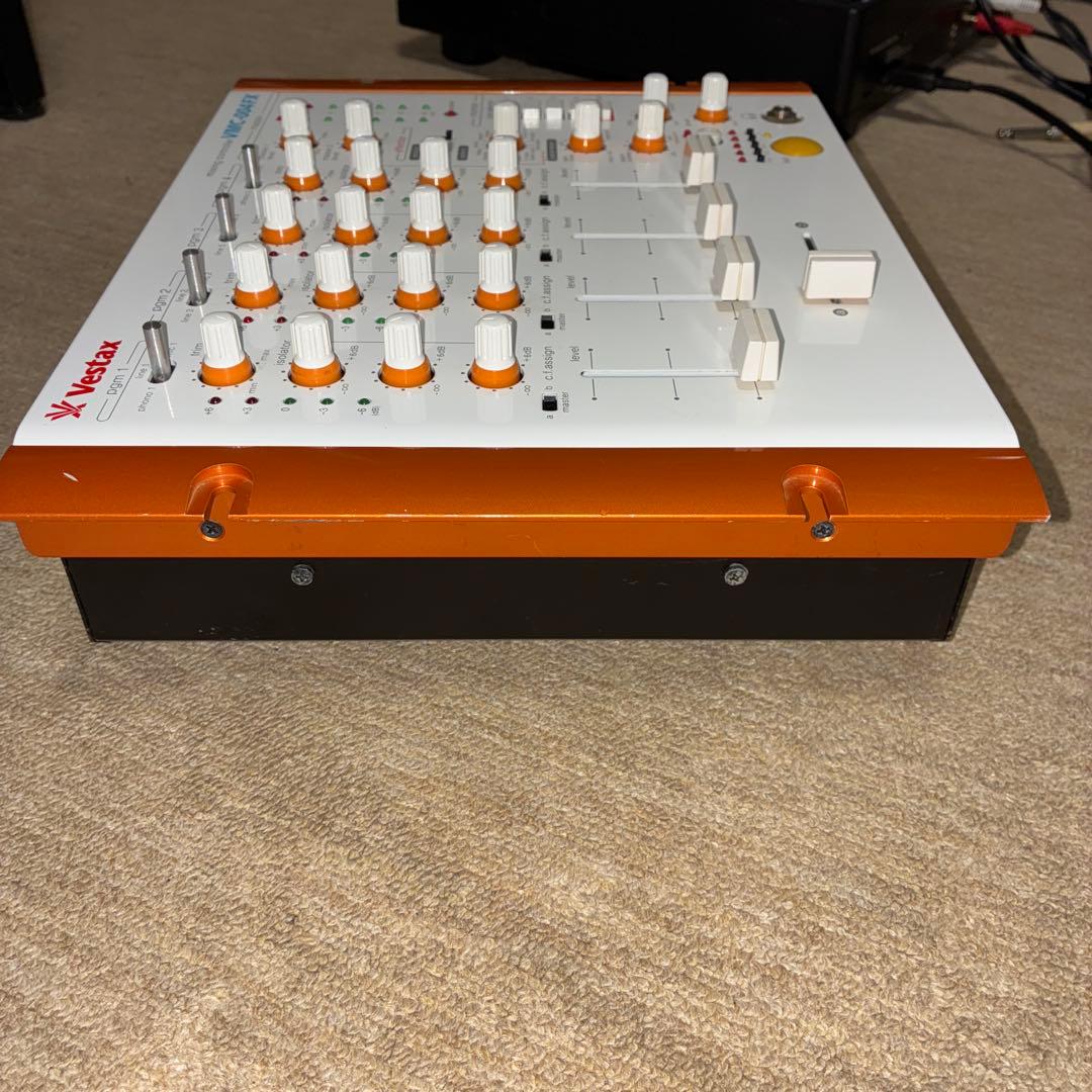 【DJミキサー】Vestax VMC-004 FX