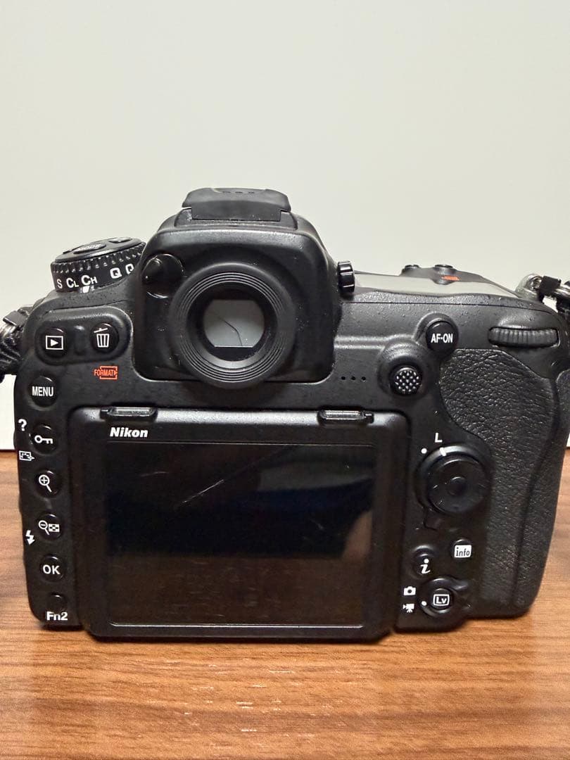 Nikon デジタル一眼レフ、バッテリー、レンズ