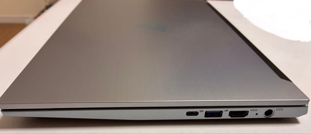 MOUSE B5-R5 ノートパソコン 15.6インチ　Ryzen5