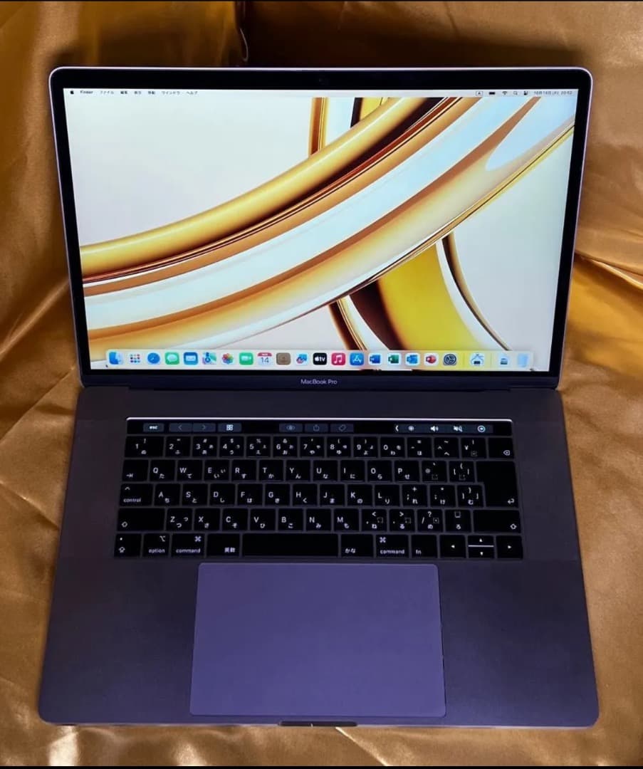 上位モデル♪〜MacBook Pro15-inch WinもOfficeも使える
