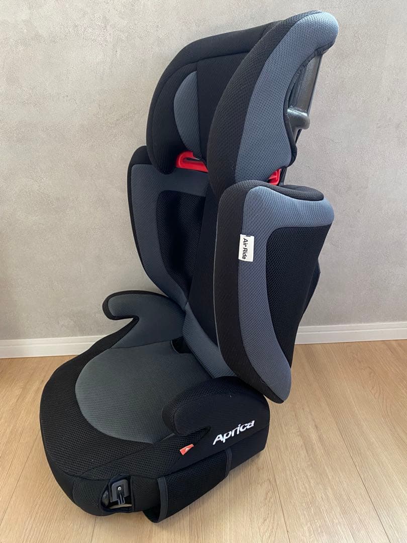 Aprica ジュニアシート エアライドAB ブラック