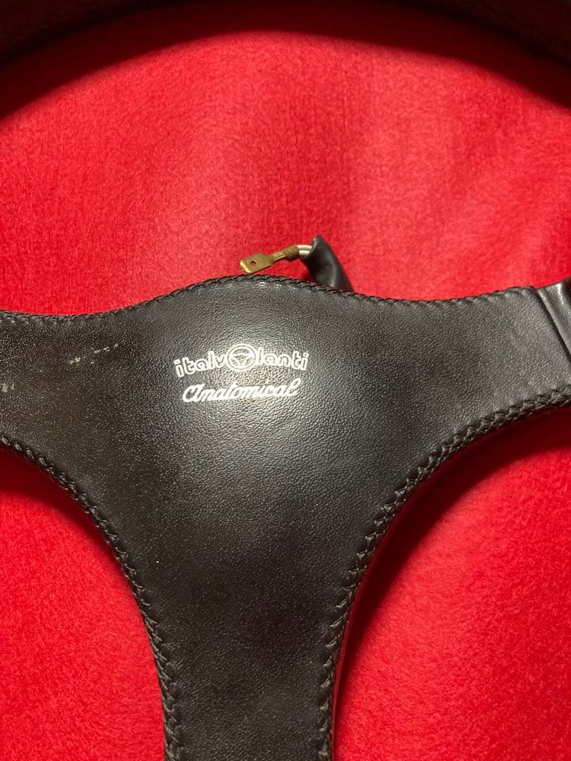 イタルボランテ　フォーメル　アナトミカル