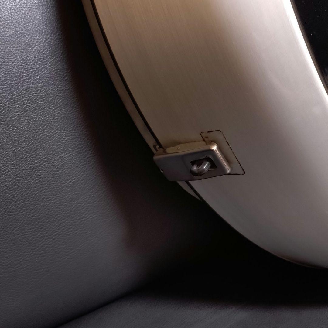 スズキ 純正 ジムニー ランドベンチャー 10型 タイヤカバー 黒 ヘコみ あり