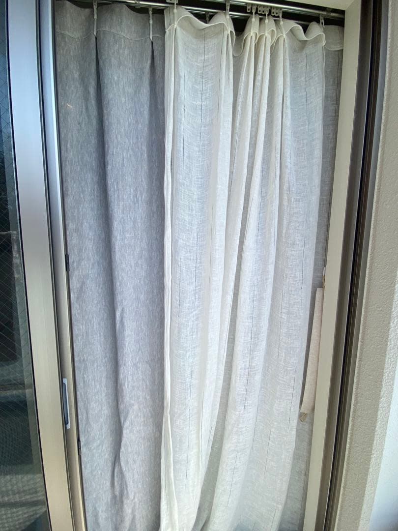 モモナチュラル リネンカーテン ホワイト グレー