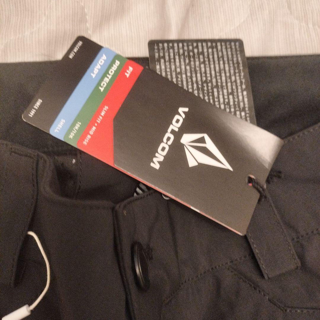 未使用 VOLCOM ボルコム レディース スノーボードウェア