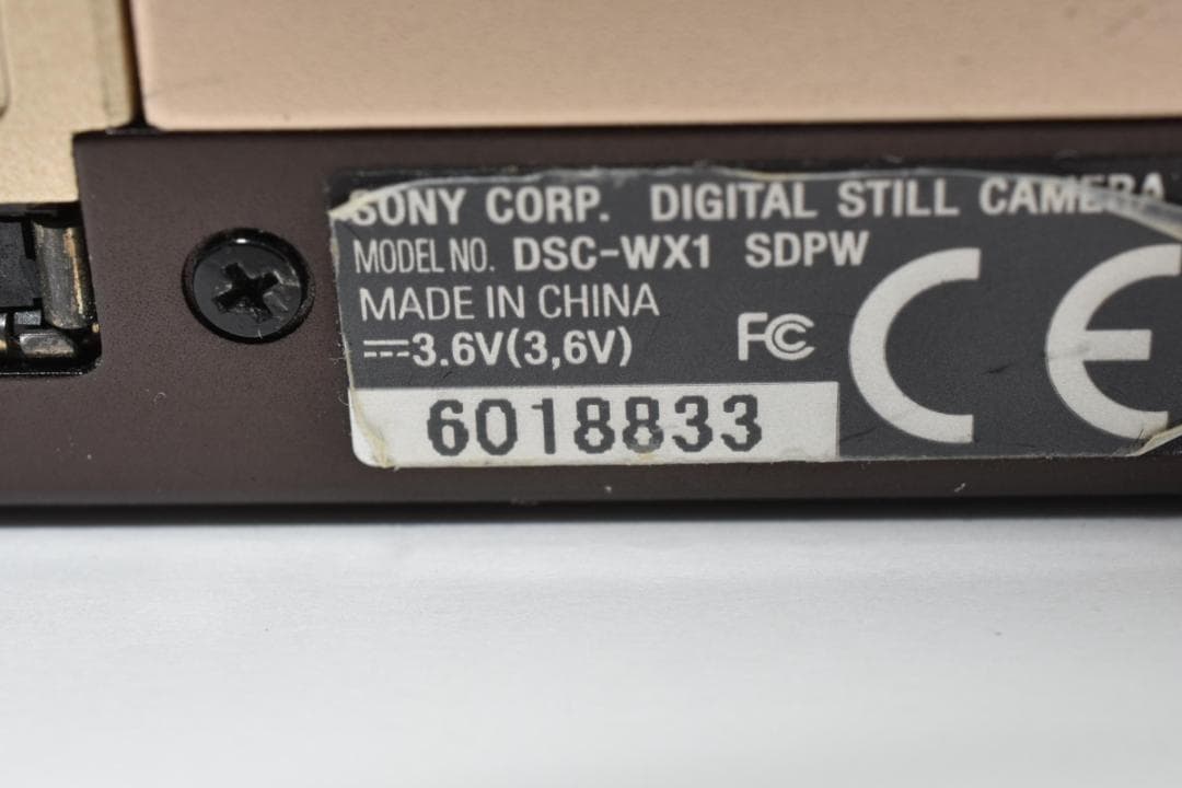 【美品】SONY Cyber-shot DSC-WX1 ゴールド　動作確認済