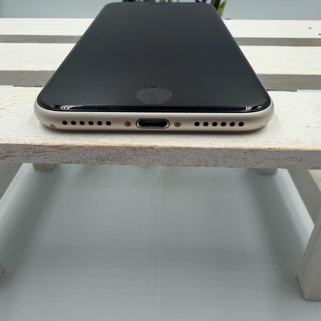iPhone SE第3世代 64GB スターライト 410