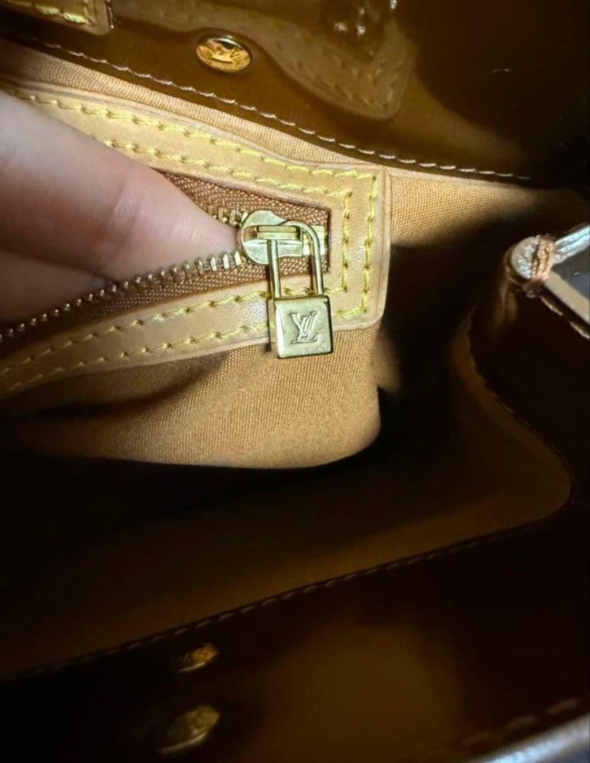 Louis Vuitton ブラウン ハンドバッグ