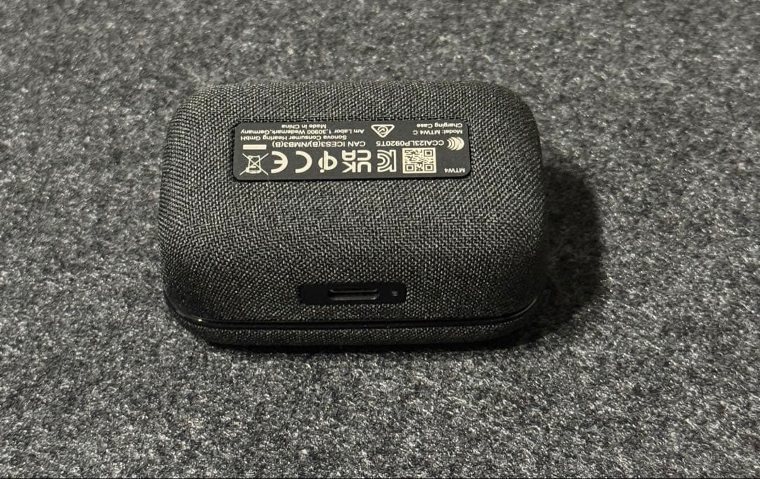 ゼンハイザー　MOMENTUM True Wireless 4 ケース付き