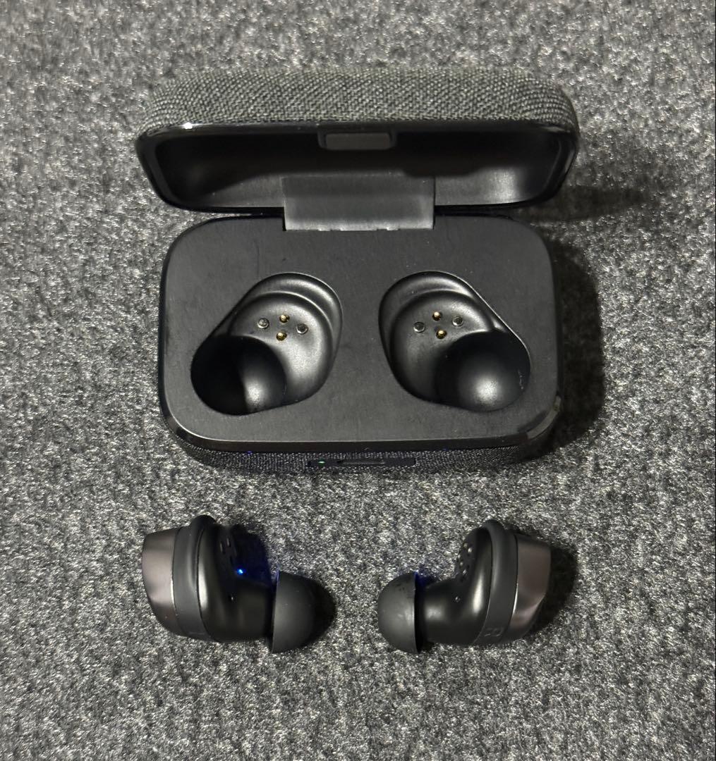 ゼンハイザー　MOMENTUM True Wireless 4 ケース付き