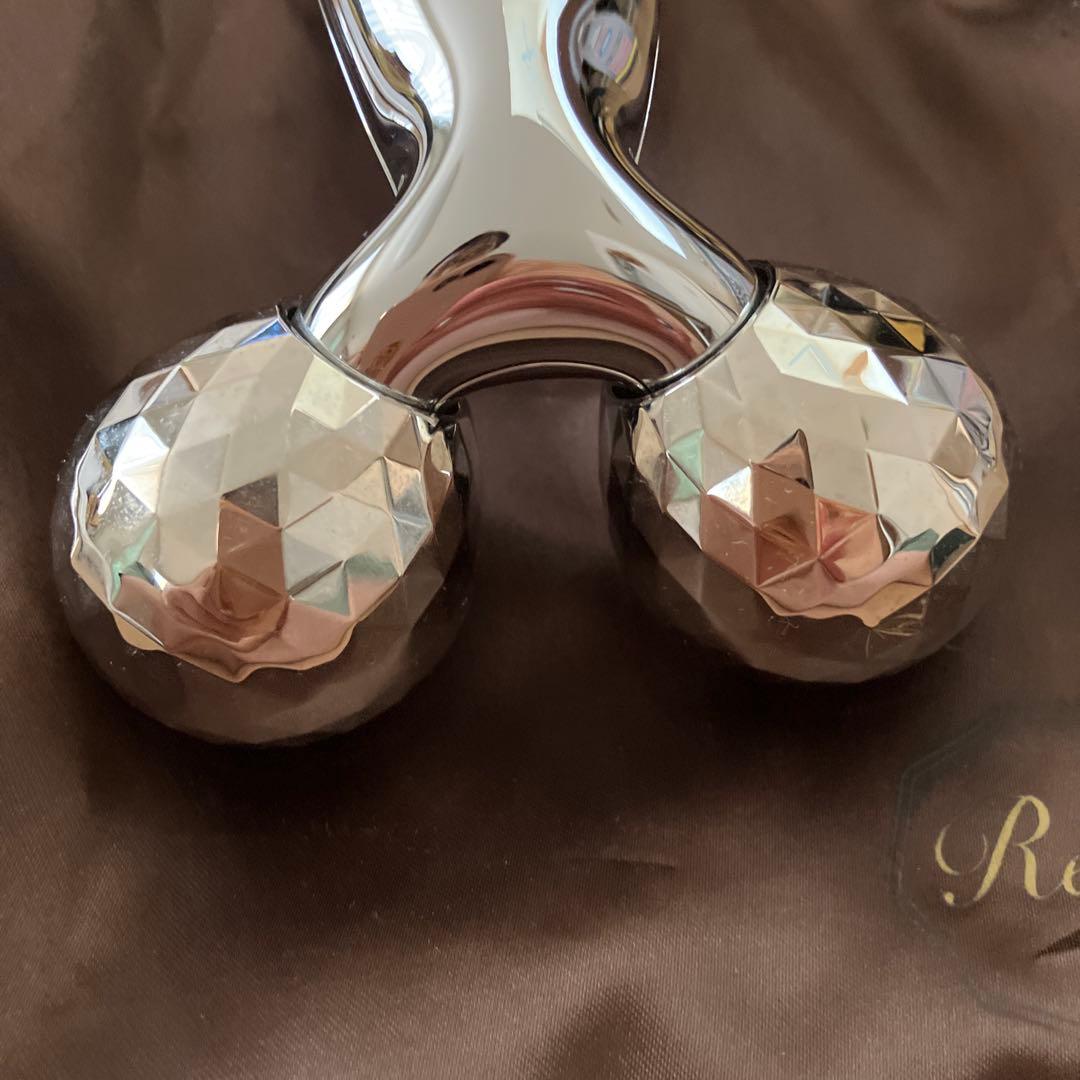 ReFa 美顔ローラー メタル製 収納袋付き