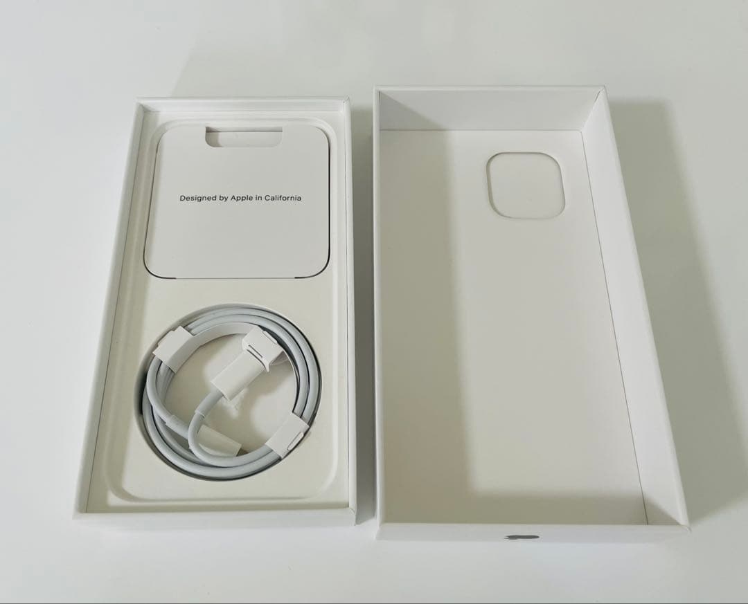 Apple iPhone 12 ブラック 本体 128GB SIMロックなし