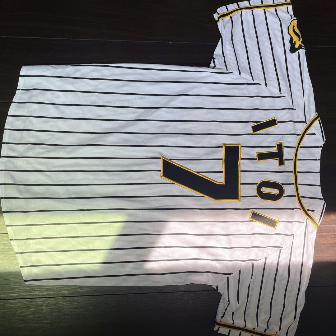 阪神タイガース　糸井　7番　ユニフォーム　刺繍　虎　希少　Lサイズ