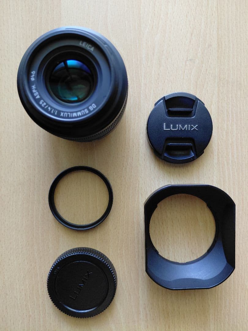 LEICA DG SUMMILUX 25mm F1.4 フィルター&フード付