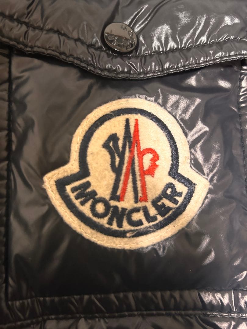 モンクレールダウンジャケット