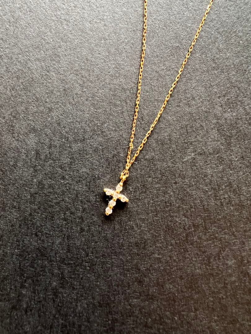 agete アガット K18 ダイヤモンド クロスネックレス 0.03ct
