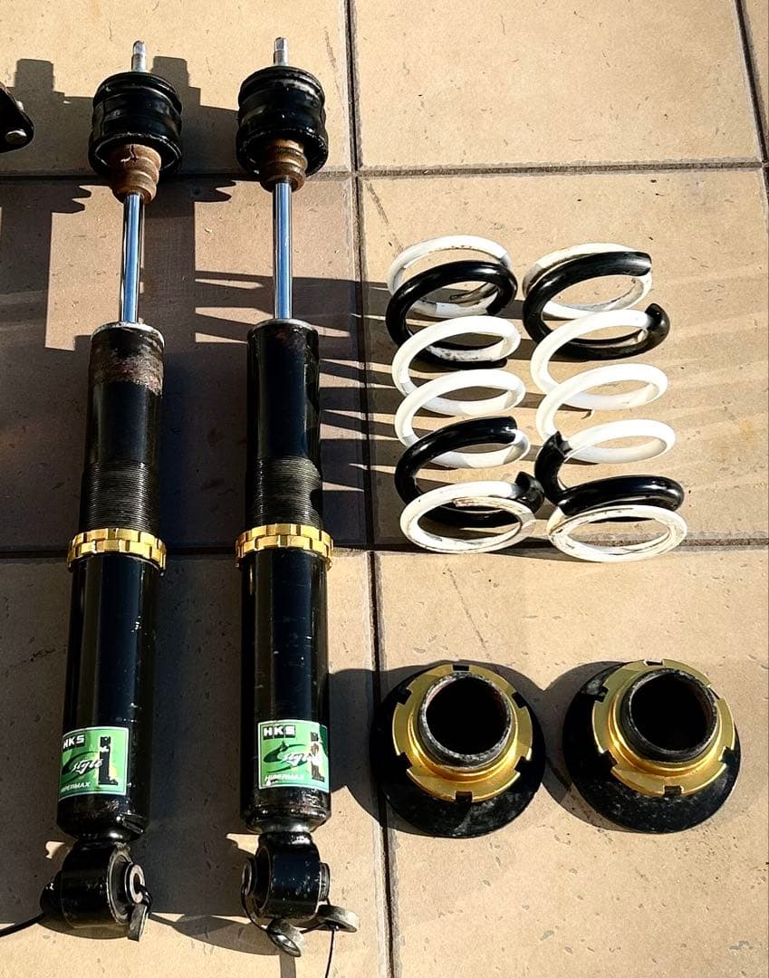 80 ヴォクシー、ノア　エスクワィア　HKS 車高調。