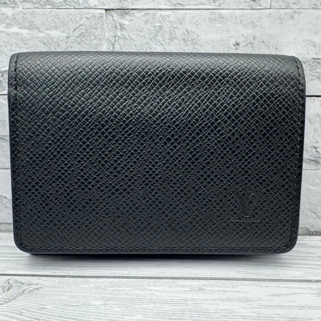 【美品】ルイヴィトン　タイガ アンヴェロップ カルト ドゥ ヴィジット