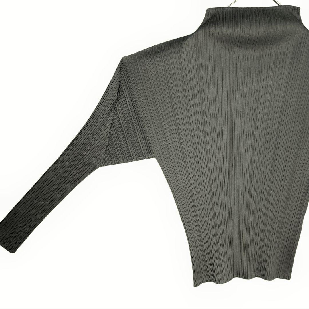 ☆ 美品 PLEATS PLEASE イッセイミヤケ ハイネック カットソー