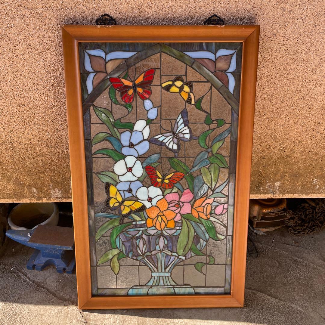 n*e様 ステンドグラス パネル 花に集まる蝶々 約94×58cm 壁掛け オブ