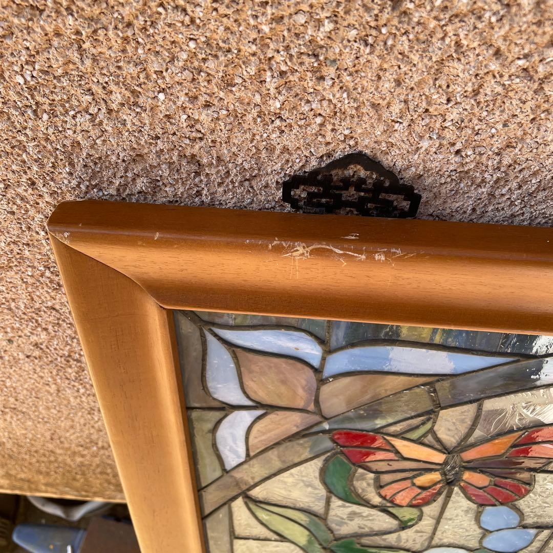 n*e様 ステンドグラス パネル 花に集まる蝶々 約94×58cm 壁掛け オブ