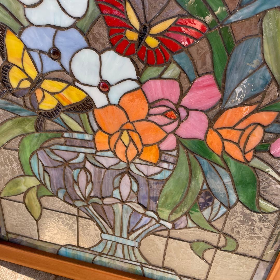 n*e様 ステンドグラス パネル 花に集まる蝶々 約94×58cm 壁掛け オブ