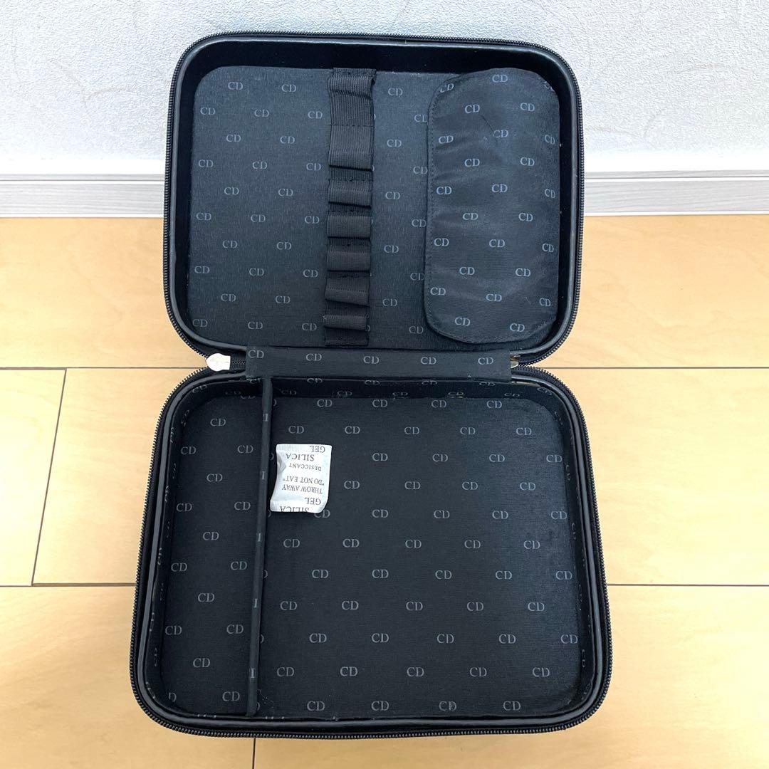 Dior beautyノベルティ　コスメメイクボックス　新品未使用！！レア！！