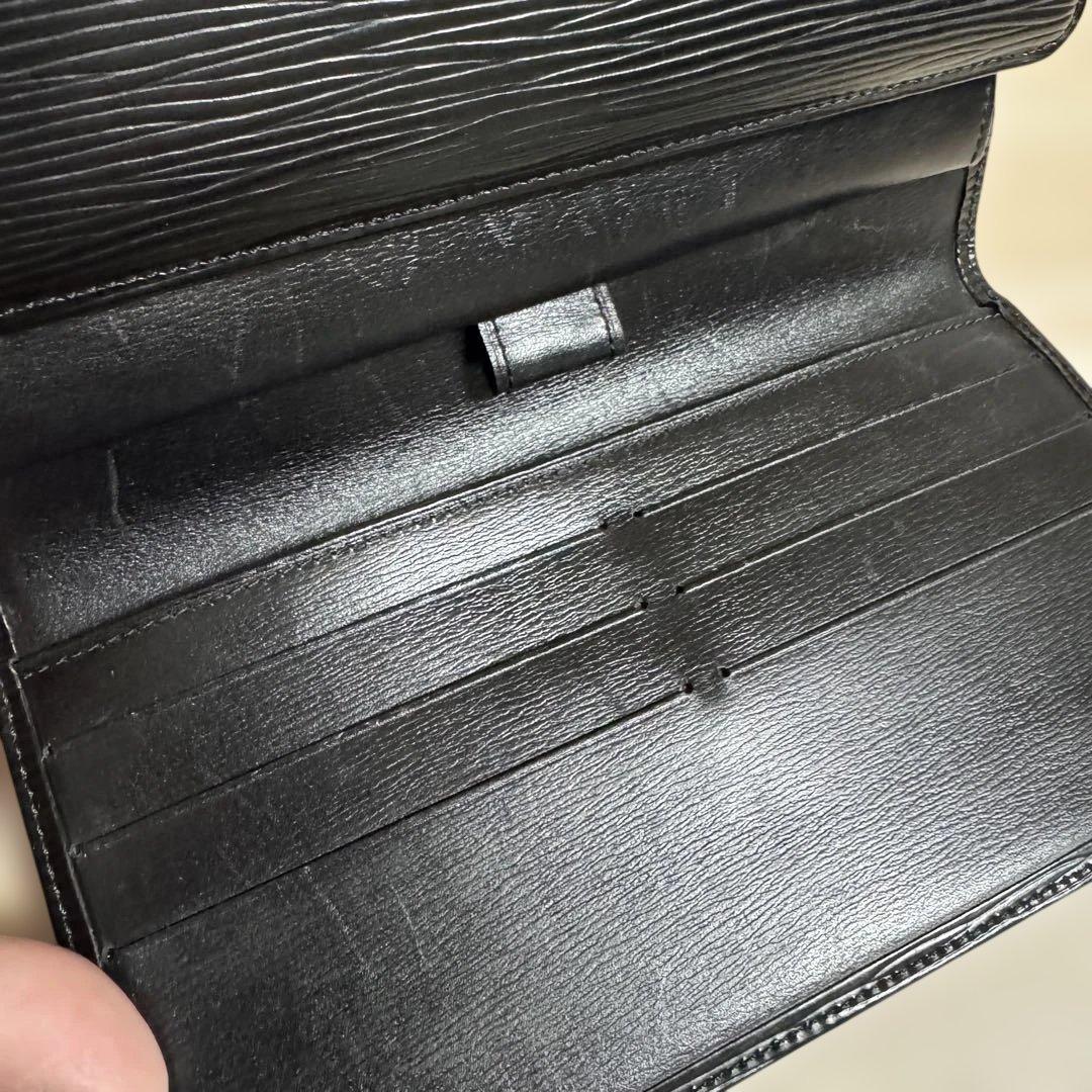 LOUIS VUITTON ルイヴィトン ポルトフォイユ インターナショナル